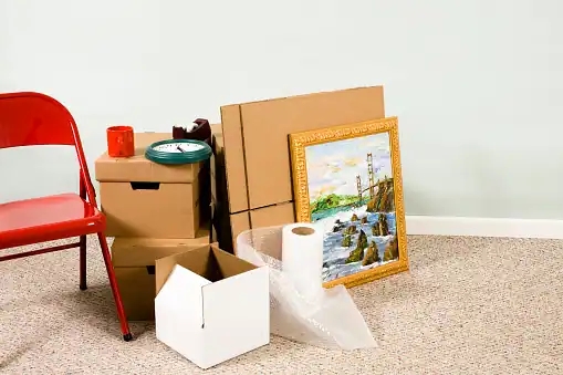 How To Pack Pictures & Mirrors While Shifting your household item.